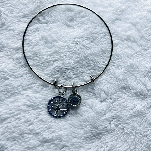 Handcrafted tree of life bangle - Picture 1 of 6